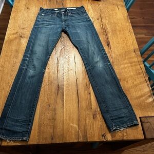 AG Adriano Goldschmied jeans in the Tomboy boyfriend fit 26